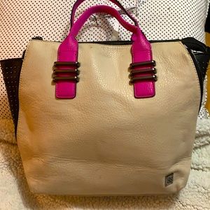 Gianni Bini Tote